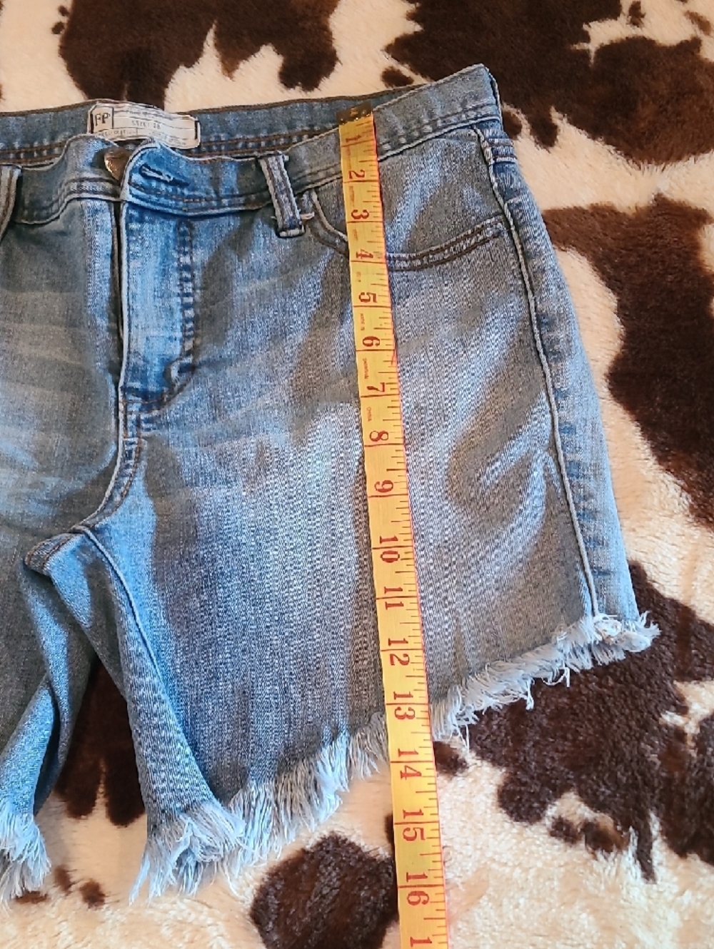 Free People Light Blue Denim Frayed Hem Women's Shorts - Picture 6 of 8